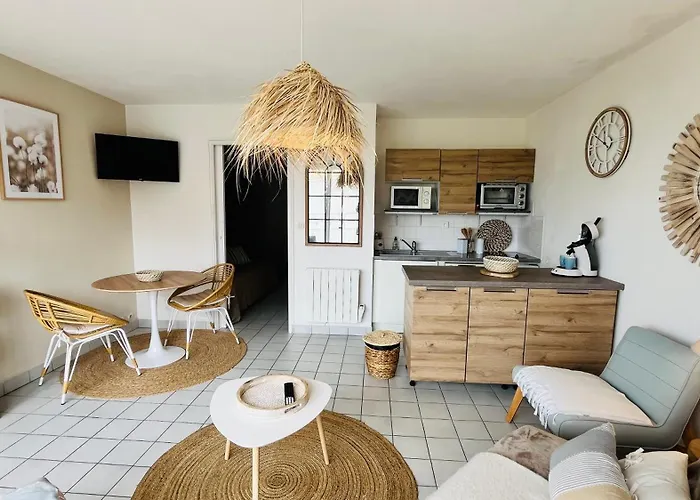 Le Golf, Piscine&océan Appartement *